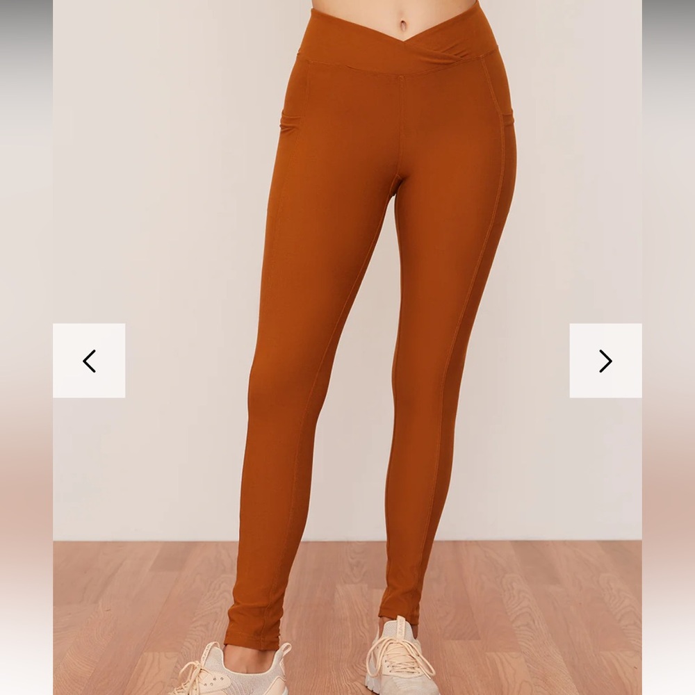 Wolven Brown Turmeric Crossover Pocket Leggings